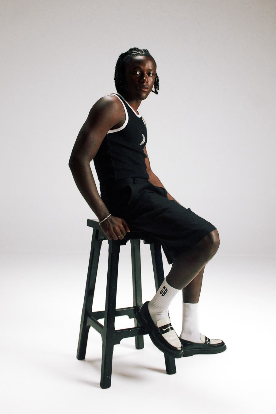 ZI BLACK TANK TOP