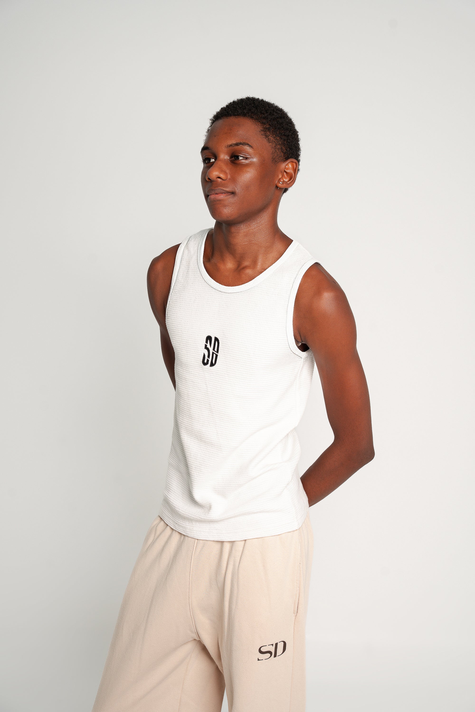 ZI WHITE TANK TOP